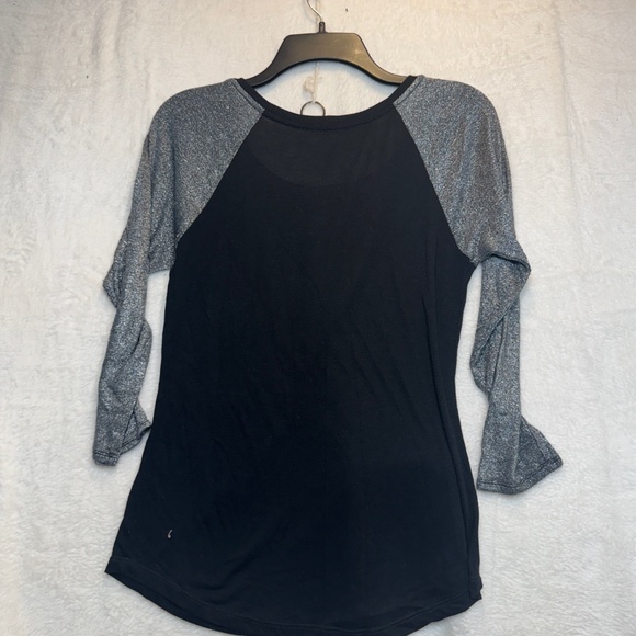 American Eagle Shirt Womens Medium Black Silver Long Sleeve Soft - Picture 5 of 5